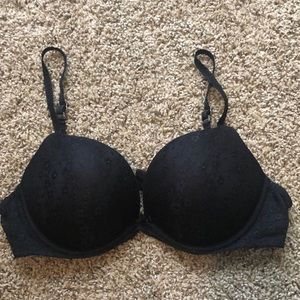 Black lace aerie bra